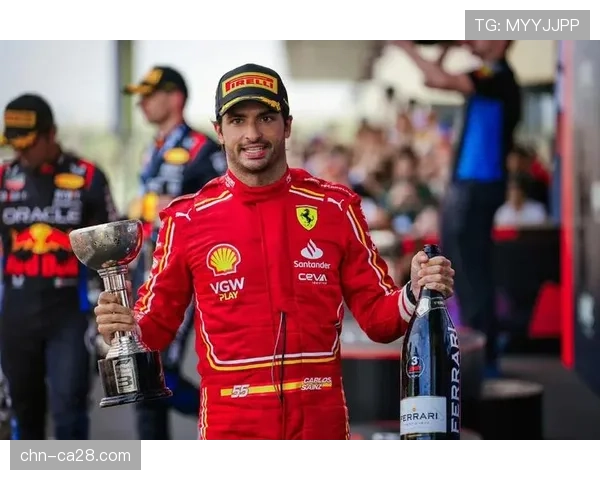 从退赛到团队协作,法拉利维修区3秒换胎助赛恩斯抢回关键积分 从退赛到团队协作,法拉利维修区3秒换胎助赛恩斯抢回关键积分